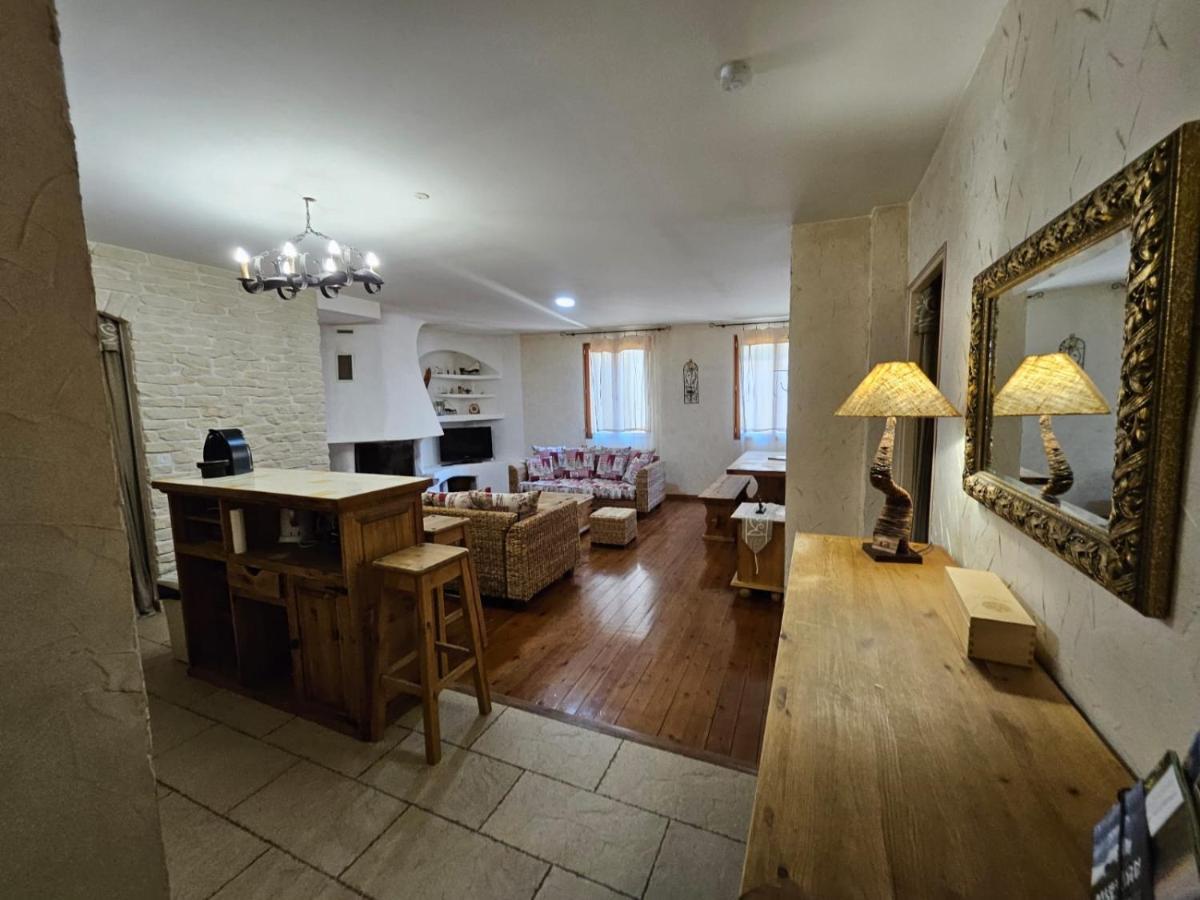 Appartamento Blaise 4 Pieces Saint-Étienne-de-Tinée Esterno foto